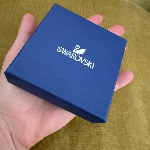 Swarovski Art Deco style Silver and Crystal Dangle Earrings, new with box - Picture 6 of 8